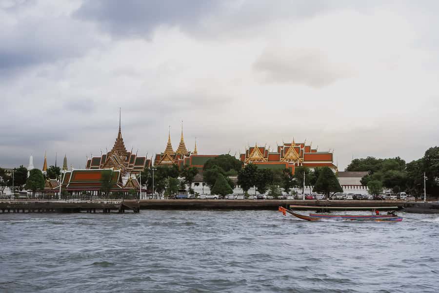From Bangkok: Ayutthaya Day Tour by Bus with River Cruise - Dress, heat, and the early start