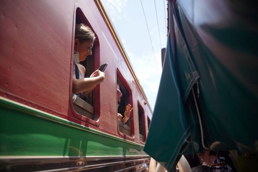 From Bangkok : Meklong Railway Market By Bus - Timing, comfort, and the guide