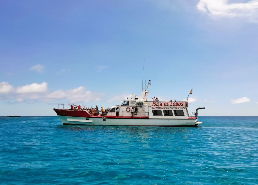From Caleta de Fuste: Return Bus and Ferry to Lobos Island - What this Lobos Island trip really offers