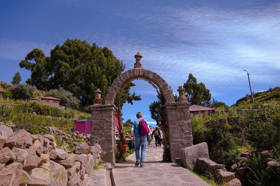 From Cusco: Titicaca Lake - Full day tour with sleeper bus - The afternoon in Puno