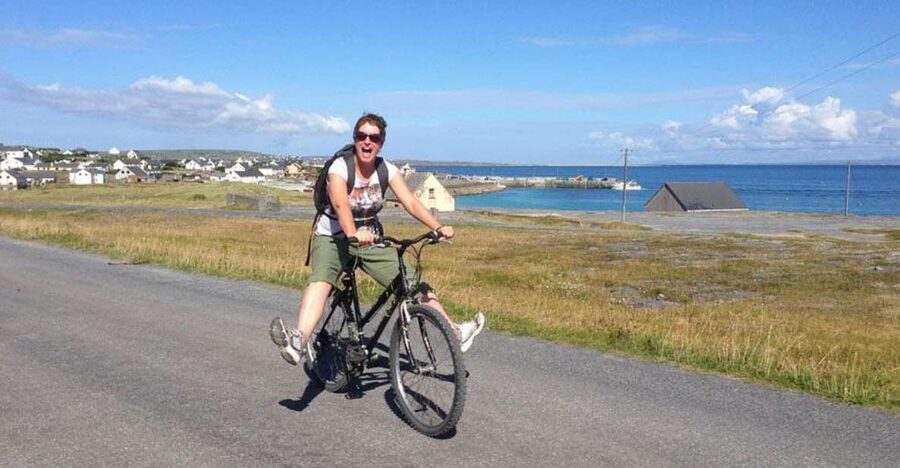 From Doolin: Day Trip to Inisheer with Bike or Bus Tour - The ferry from Doolin to Inisheer