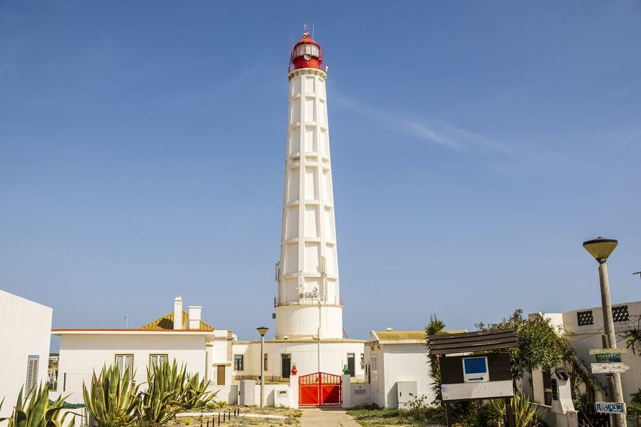From Faro: Ria Formosa Hop-On Hop-Off 3 Islands Cruise - Who Will Enjoy This More Than a Standard Cruise?