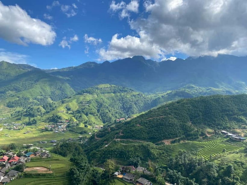 From Hanoi: Sapa 2D1N Homestay overnight by Morning bus - The morning bus from Hanoi to Sapa