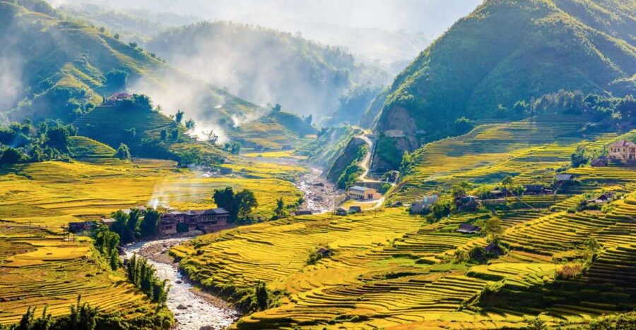 From Hanoi: Sapa 2D1N Hotel overnight by Morning bus - Cat Cat and the first village walk