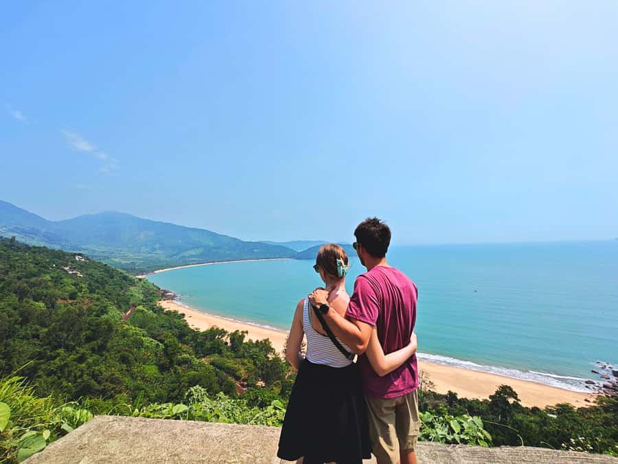 From Hue: Hoi An Guided Bus Tour with 4 Scenic Stops - Thanh Toan Bridge: a quiet start in rural Hue