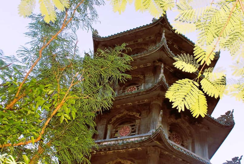 From Hue: HUE – HOI AN BUS TOUR - Lang Co Beach and a Breather by the Sea