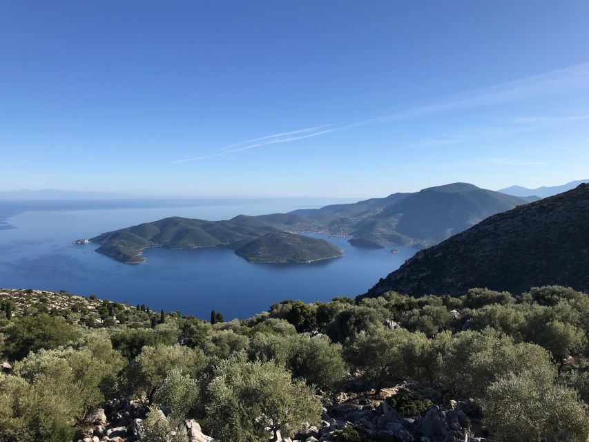 From Kefalonia: Ithaca Island Full-Day Bus Tour - Kioni, the best lunch stop on the route