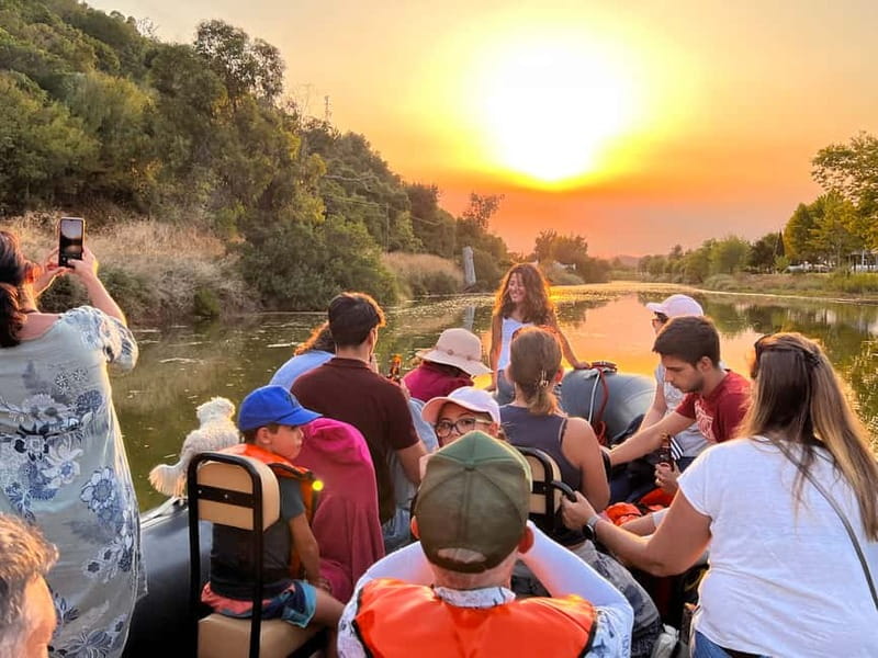 From Lagoa: Visit Silves Town by Boat with Hop Off & Hop On - Why the Arade River makes this trip special
