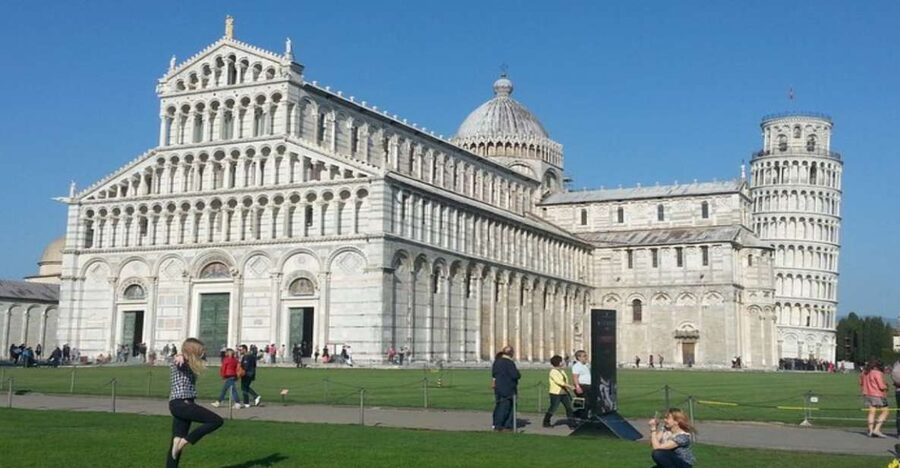 From Livorno: Guided Day Trip to Florence and Pisa by Bus - Key points at a glance