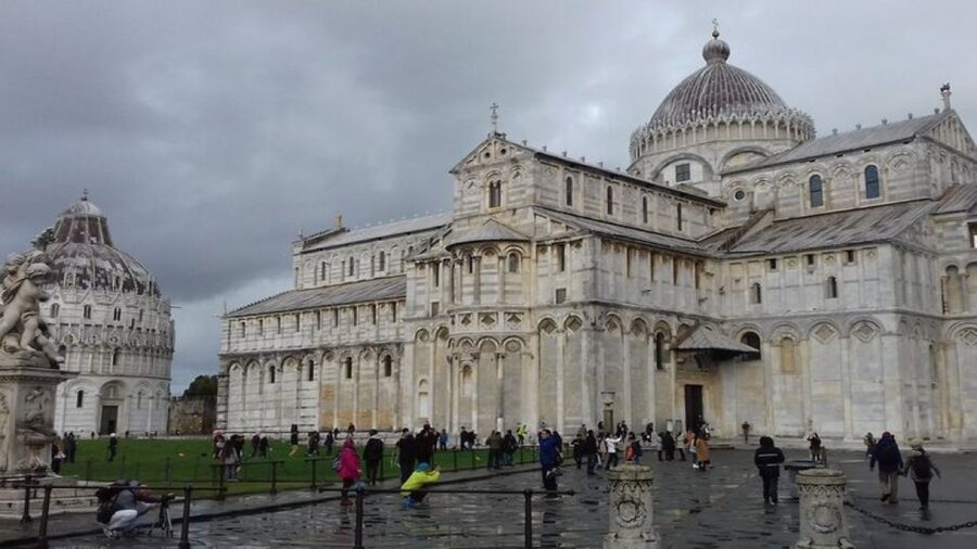 From Livorno: Guided Day Trip to Florence and Pisa by Bus - Florence’s Duomo complex in 30 minutes