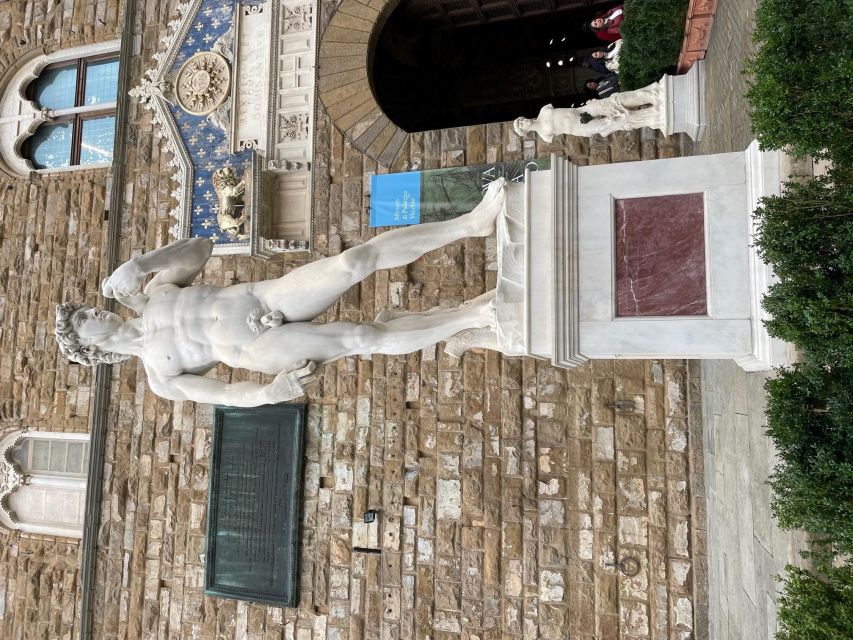 From Livorno: Guided Day Trip to Florence and Pisa by Bus - Piazza della Signoria and the Florentine Republic