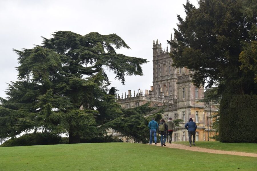 From London: Downton Abbey and Village Coach Tour - Should you book the Downton Abbey coach tour?