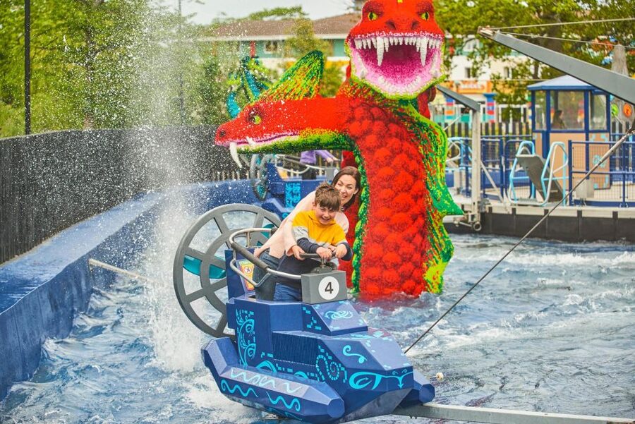From London: LEGOLAND® Windsor Resort Entry & Coach Transfer - Weather, queues, and seasonal events