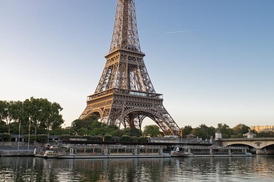 From London: Paris by Rail with Sightseeing Bus and Cruise - Leaving London on the early Eurostar