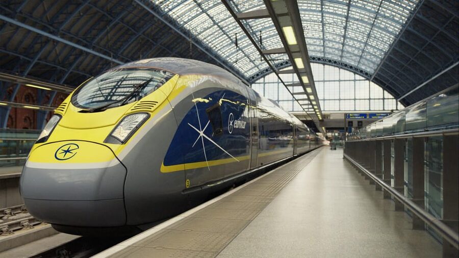 From London: Paris by Rail with Sightseeing Bus and Cruise - Gare du Nord gives you a fast start, not a guided welcome