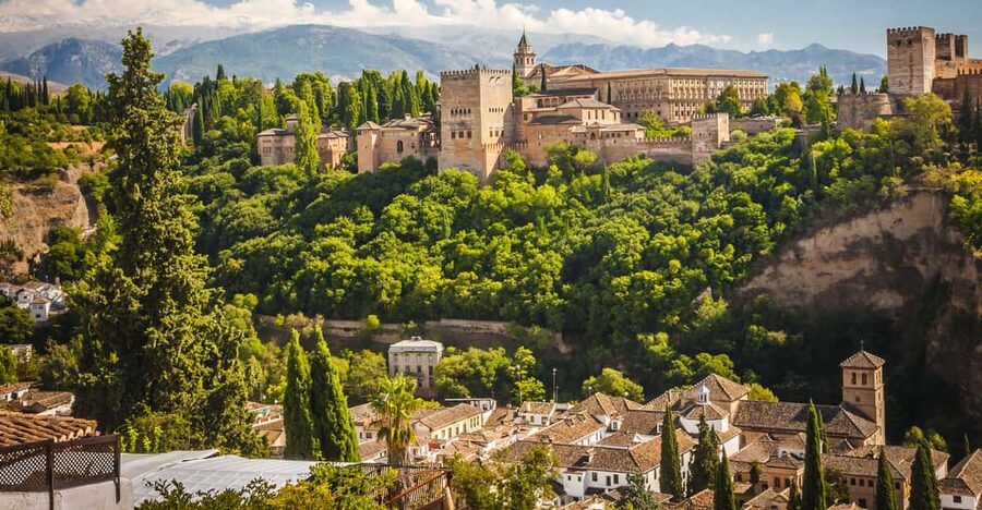 From Malaga: Day Trip to Alhambra by Bus with Entry Tickets - The two-hour drive to Granada