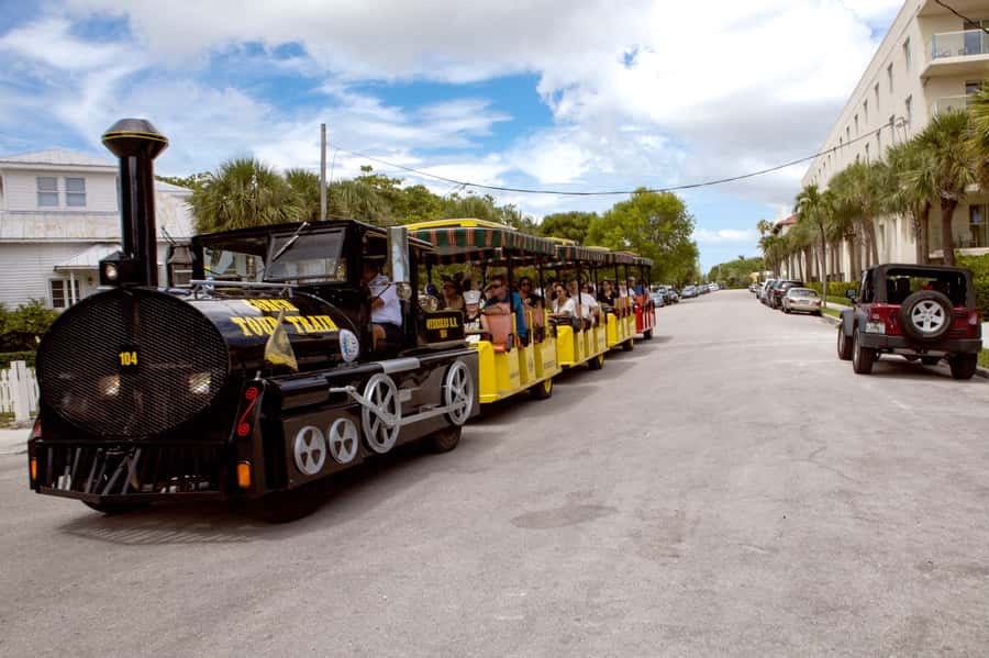 From Miami: Key West Day Tour by Motor Coach Bus - Museums, trolley rides, and the temptation to overbook