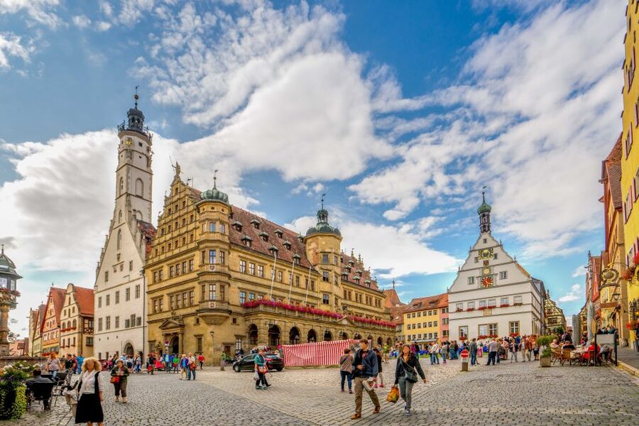 From Munich: Rothenburg and Romantic Road Day Trip by Bus - The three-hour ride back through Hallertau