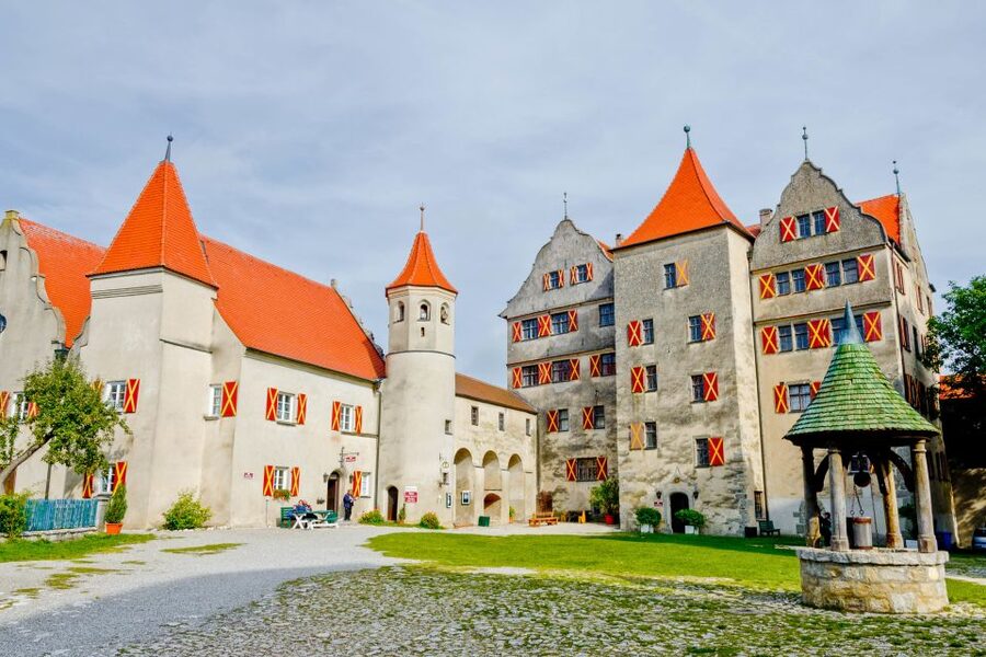 From Munich: Rothenburg and Romantic Road Day Trip by Bus - The two-hour ride from Munich to Harburg