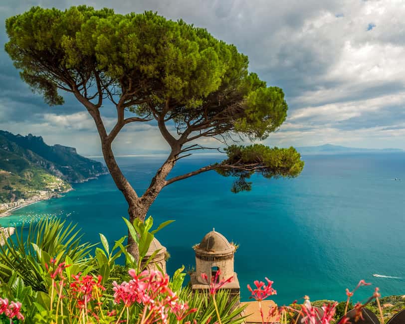 From Naples: Sorrento, Positano and Amalfi Day Trip by Bus - Sorrento: a gentle first stop with limoncello