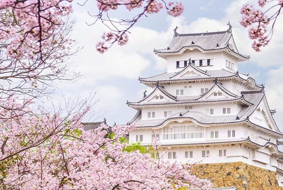 From Osaka: Himeji Castle, Arima Onsen & Mt. Rokko Day Tour - Koko-en Garden beside the castle