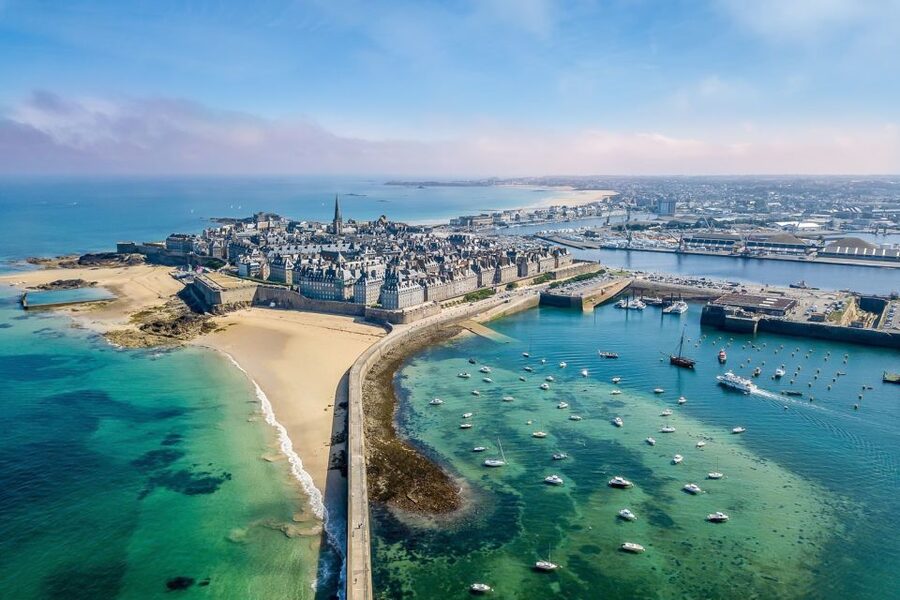 From Paris: Normandy Landing Beaches D-Day Tour by Minibus - Why this Normandy day trip matters