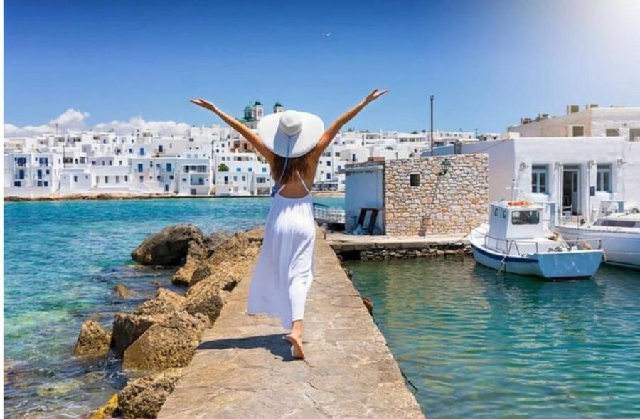 From Paros: Paros Island Bus Tour and Boat Trip to Antiparos - What the guide adds to a busy route