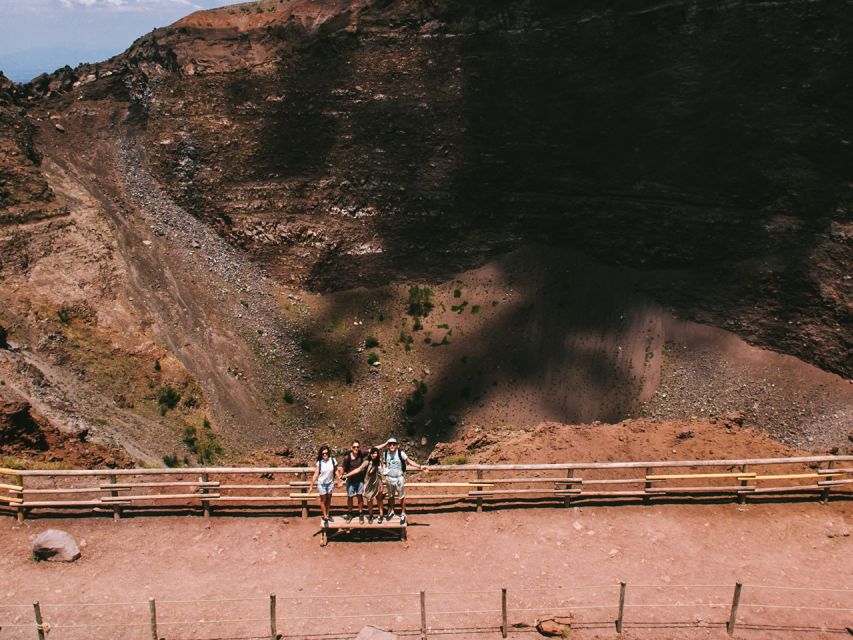 From Pompeii: Mount Vesuvius Hike & Tour by Bus - Who will enjoy this hike most?