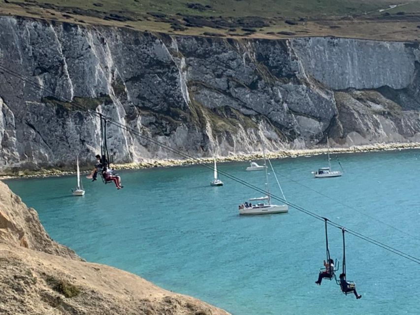 From Portsmouth: Isle of Wight Day Tour by Bus and Ferry - How much time will you really have?