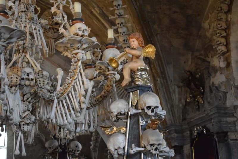 From Prague: Half-Day Coach Tour to Kutná Hora - Meeting the coach in central Prague