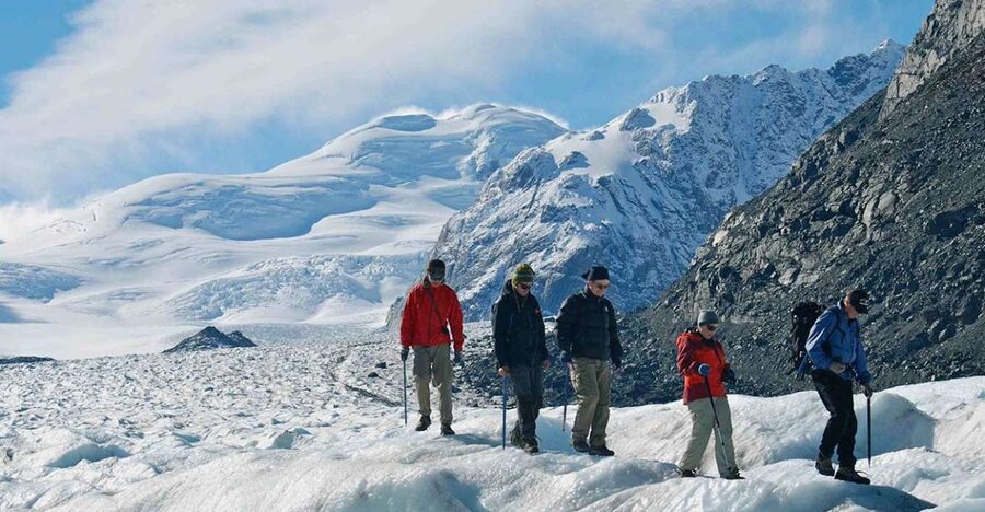 From Queenstown: Mount Cook Heli-Hike and Bus Tour Combo - What the $723 price includes