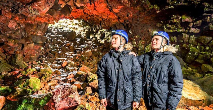 From Reykjavik: Raufarhólshellir Lava Tunnel by Bus - The one-hour walk through Raufarhólshellir
