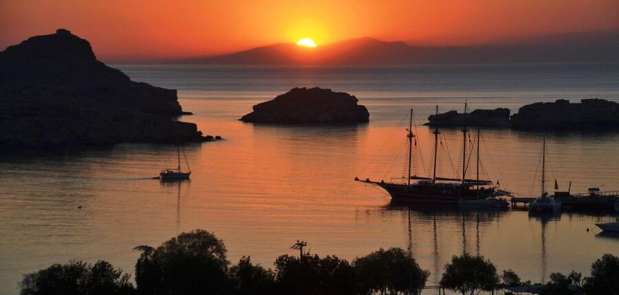 From Rhodes City: Evening Bus Trip To Lindos - Who will enjoy this trip most?