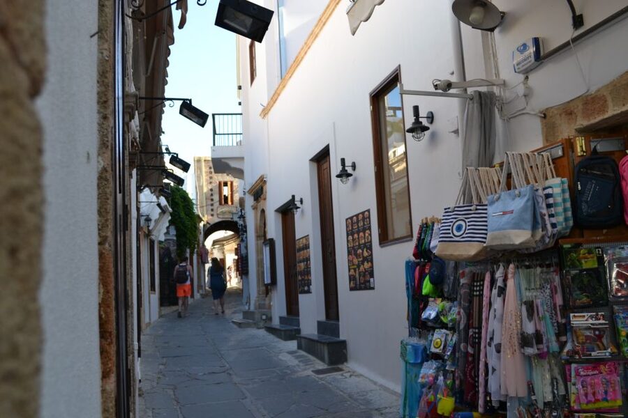 From Rhodes: Lindos and 7 Springs Valley Bus Tour - Seven Springs Valley after the heat