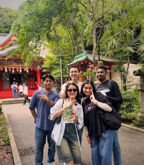 From Tokyo: Kamakura, Great Buddha, and Enoshima Bus Tour - Enoshima’s shrine road and seaside views