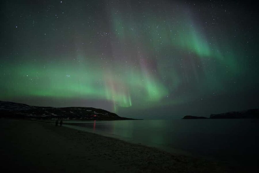 From Tromsø: Aurora Bus Tour with Snacks, Photos, and Drinks - The real aim: finding a clear patch of sky