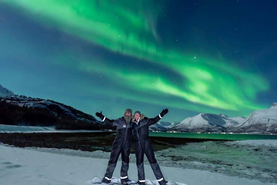 From Tromsø: Aurora Minibus Chase with Portrait and Hot Meal - Key details before you book