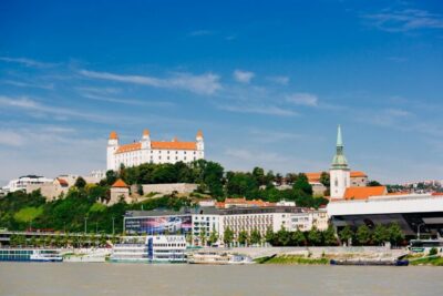 Guided Tour to Bratislava with Speed Boat Ride