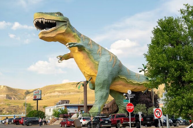 Full Day Drumheller Tour from Calgary by Coach - Horseshoe Canyon: the wide view