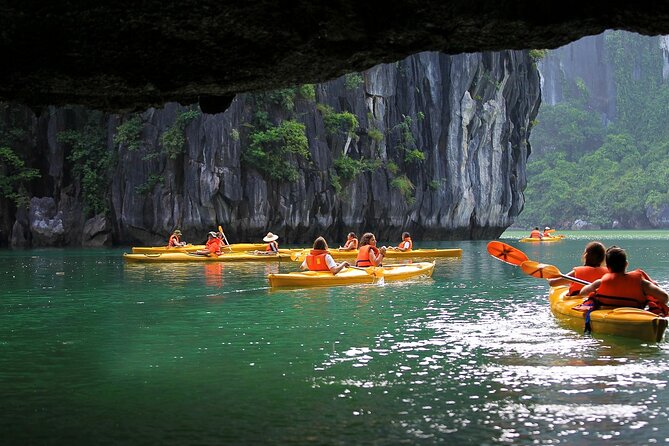 Full Day Halong Bay Luxury Limousine Bus & Buffet Lunch - The long ride from Hanoi to Tuan Chau Port