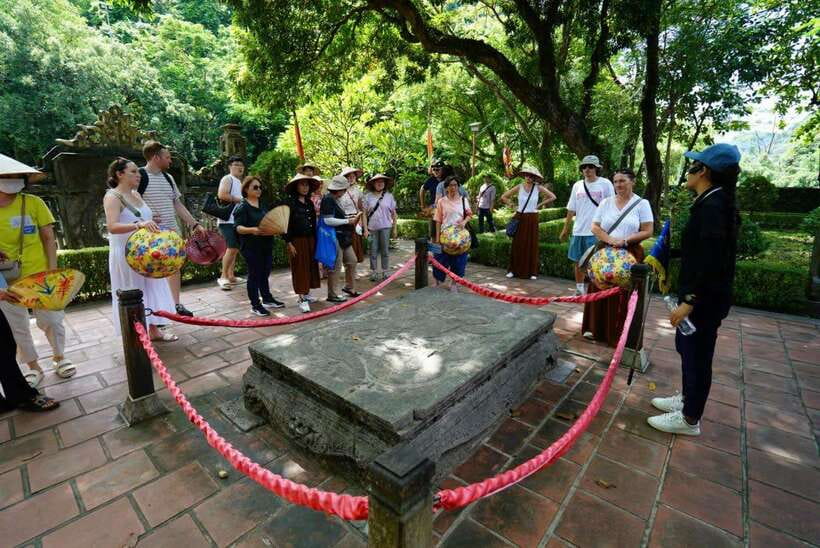 Full Day Hoa Lu - Tam Coc - Mua Cave/Buffet/Tour Guide/Bus - Who will enjoy this tour most