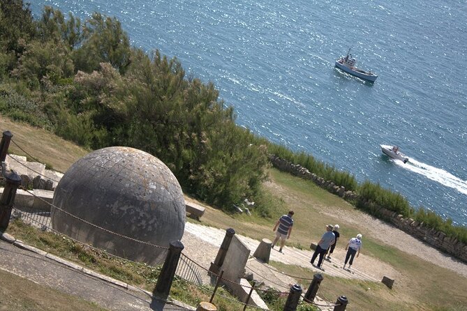 Full Day Jurassic Coast Mini-Coach Tour from Bournemouth - Guides make the difference