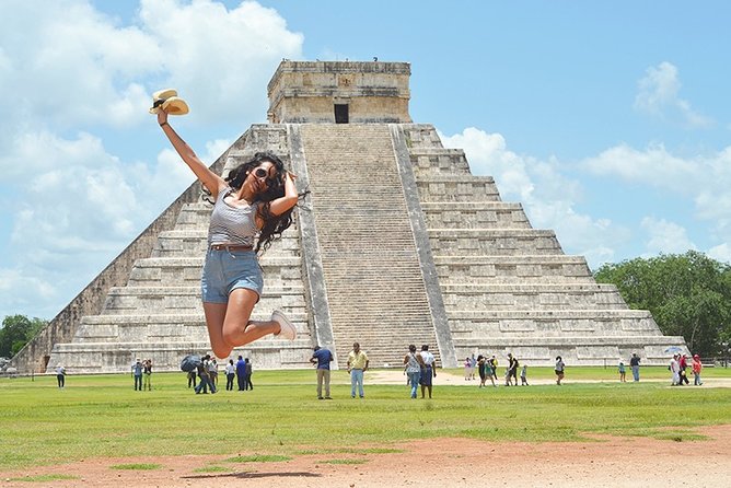 Full-Day Tour Chichen Itza, Valladolid and Cenote open bar in bus - Morning pickup from Cancun and Riviera Maya