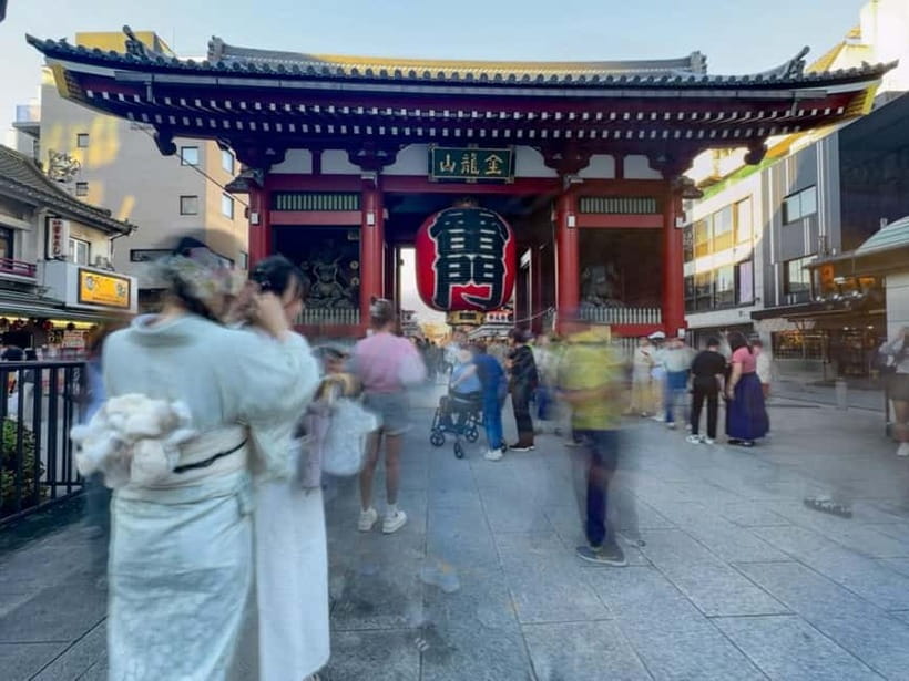 Full Tokyo: Meiji Shrine, Imperial Palace, Asakusa & Skytree - Two hours in Asakusa and Senso-ji