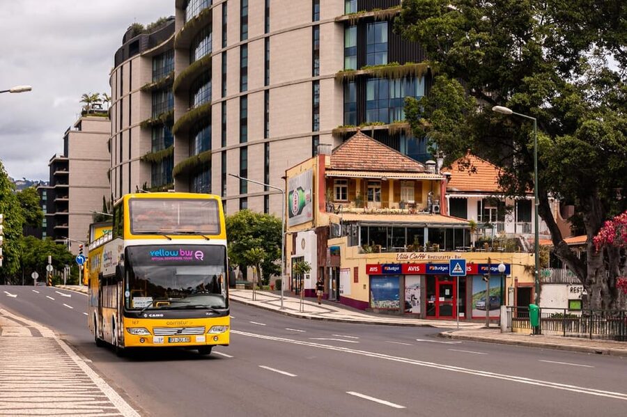 Funchal: Hop-On Hop-Off Bus Tour - The audio guide and what it adds