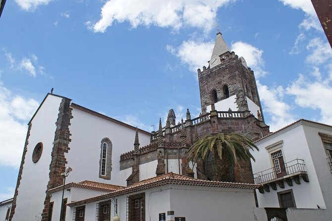 Funchal Hop-On Hop-Off Tour 3 in 1 - Key points to know before you board