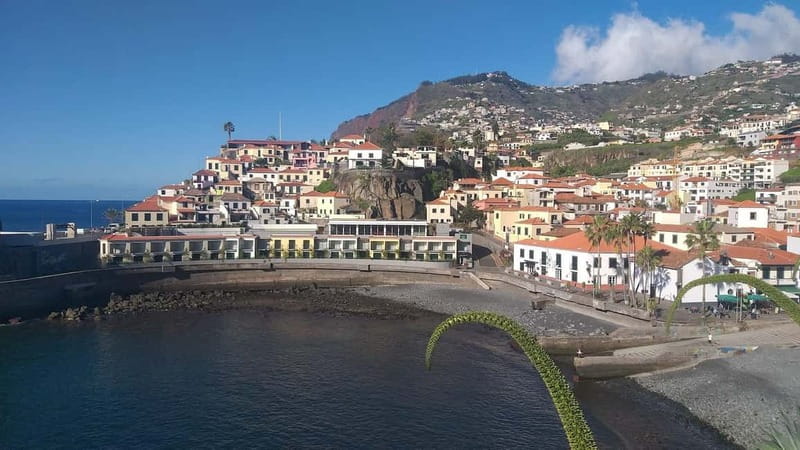 Funchal Private 4-Seater VIP Mercedes / 8-Seater Minibus - What the guide adds to the day