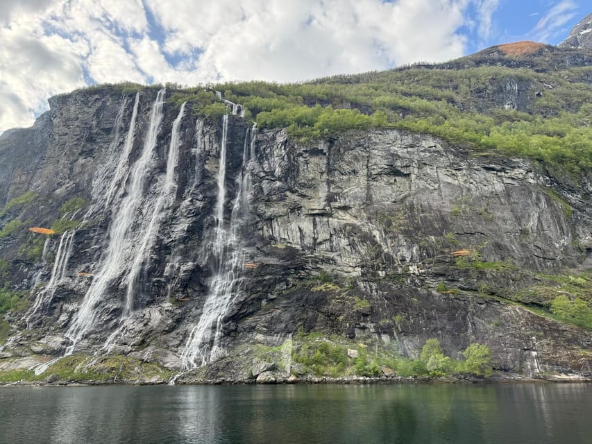 Geiranger Dalsnibba: mini bus tour - The practical drawbacks to consider