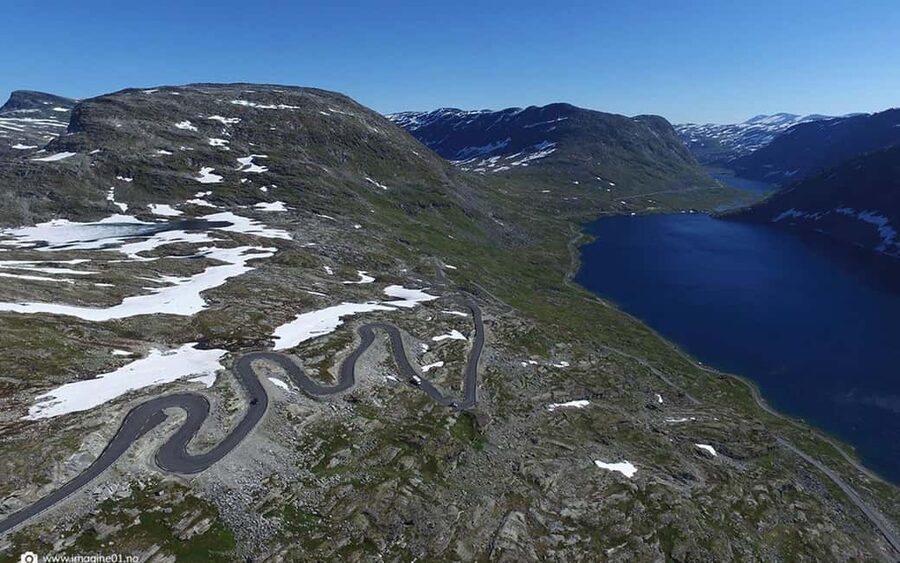Geiranger: Panorama Bus Tours 1,5/2hr (Highlights viewpoint) - Two ways to see Geiranger from above