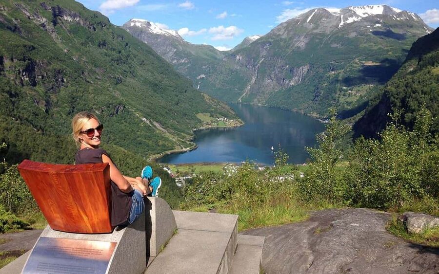 Geiranger: Panorama Bus Tours 1,5/2hr (Highlights viewpoint) - The 1.5-hour route to Eagle Bend